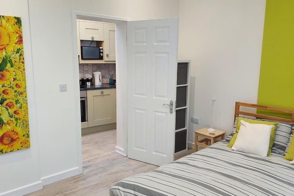 Orchard Nook - Sleeps 4, 2 Bedrooms Kendal Luaran gambar