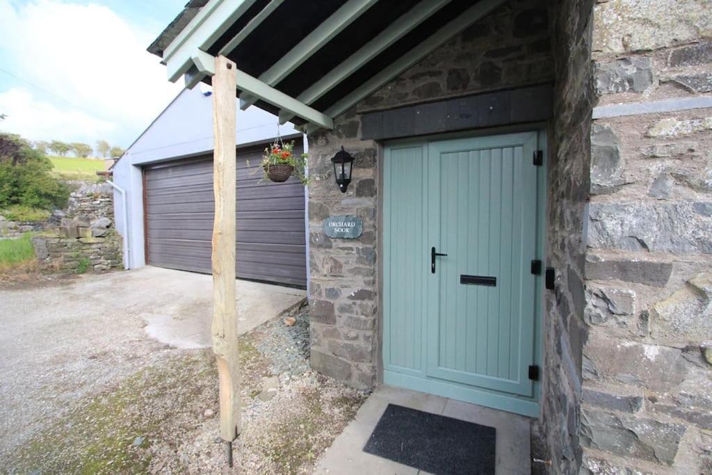 Orchard Nook - Sleeps 4, 2 Bedrooms Kendal Luaran gambar